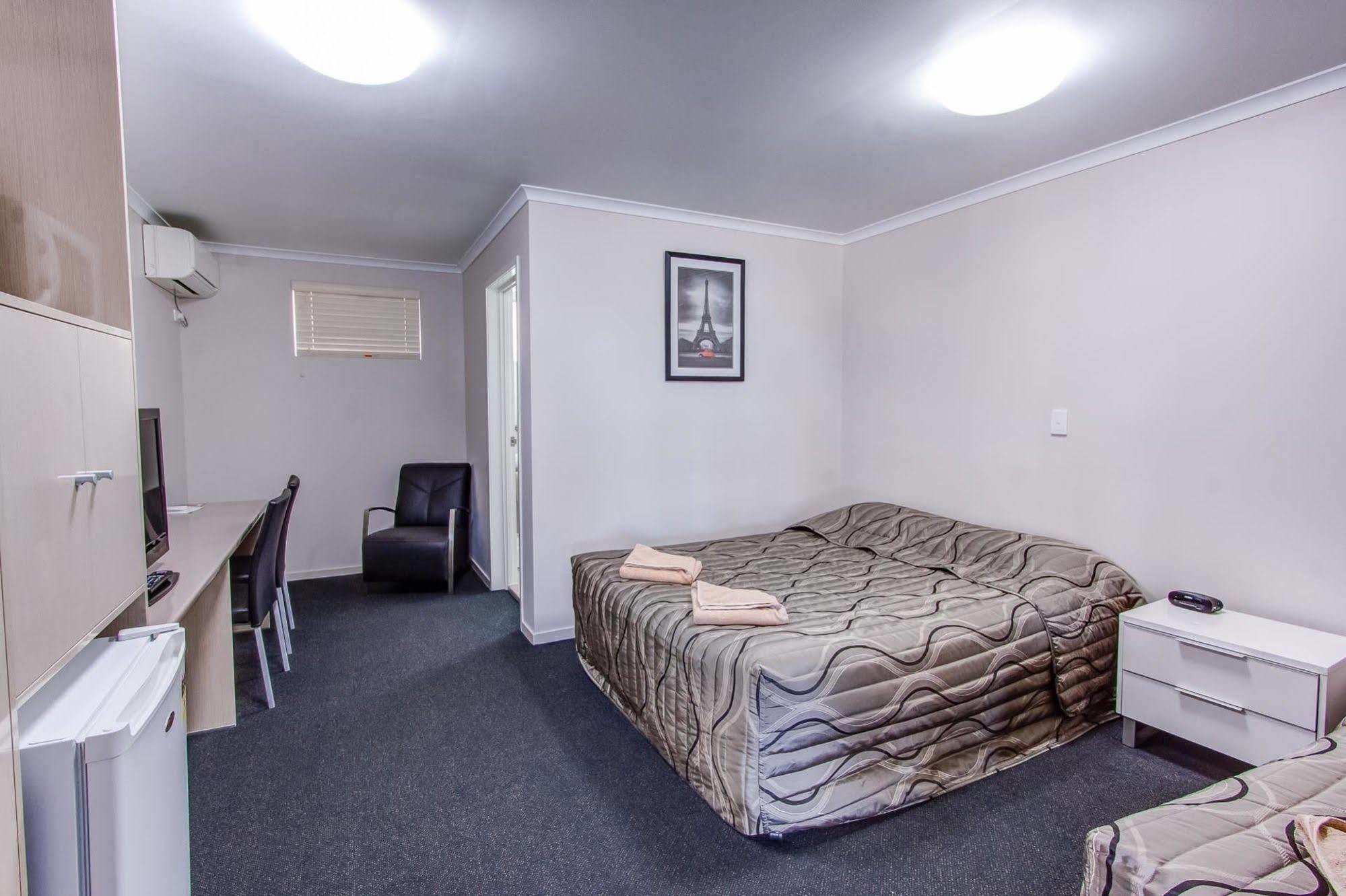 Galaxy Mackay Motor Inn Zewnętrze zdjęcie